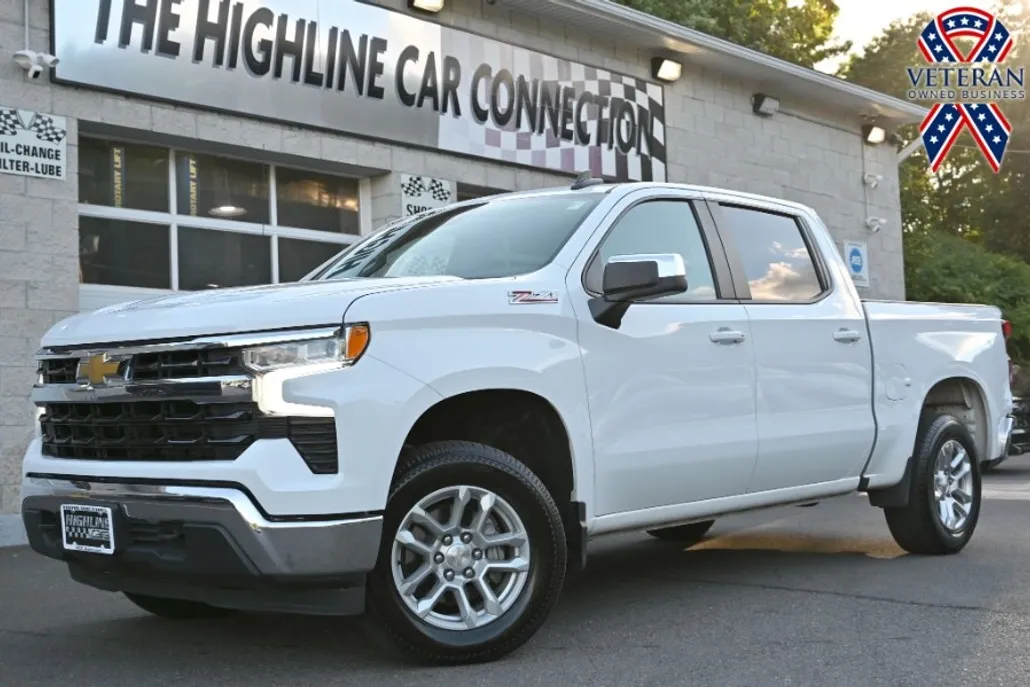 2023 Chevrolet Silverado 1500 LT Z71 photo 1