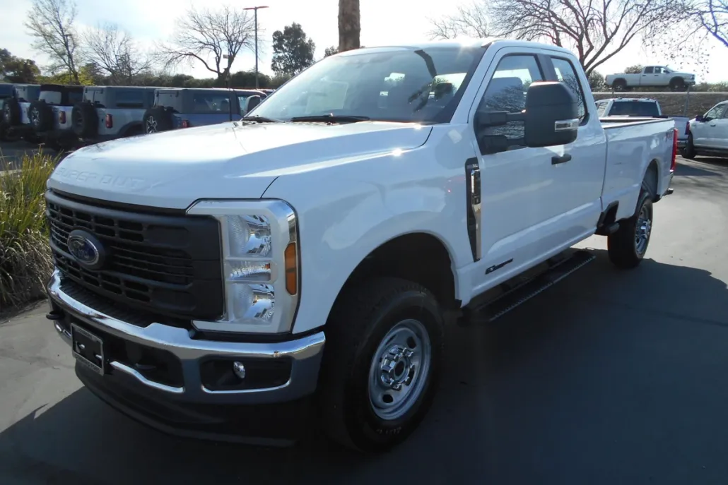 2025 Ford F-250 XL photo 1