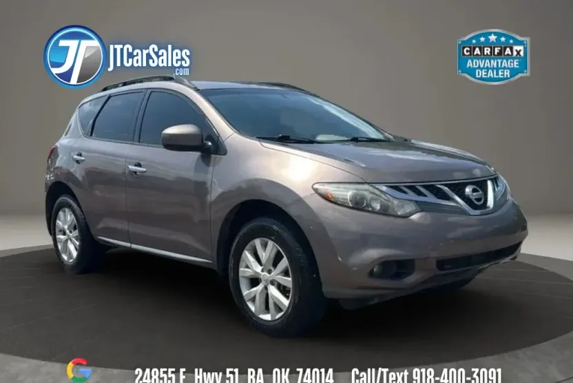 2013 Nissan Murano SV photo 1