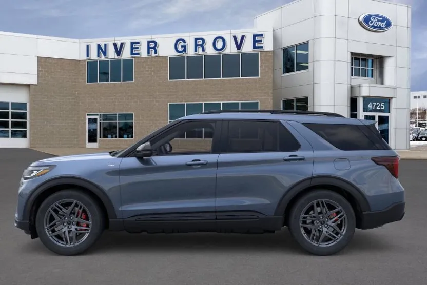 2025 Ford Explorer ST-Line photo 1