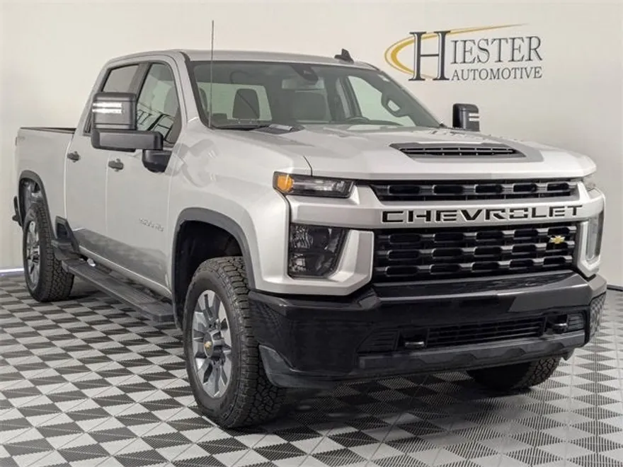 2023 Chevrolet Silverado 2500HD Custom photo 1