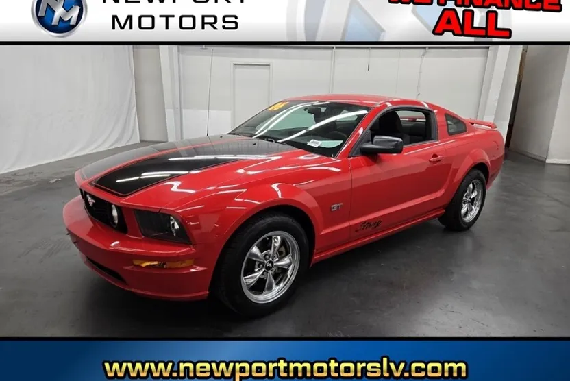 2006 Ford Mustang GT Deluxe photo 1
