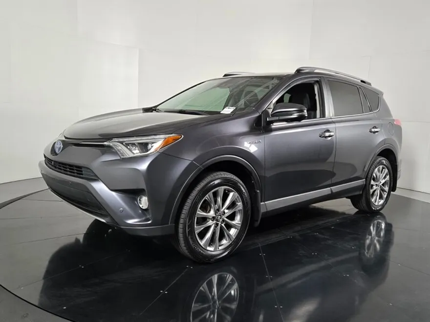 2017 Toyota RAV4 Hybrid Limited photo 1