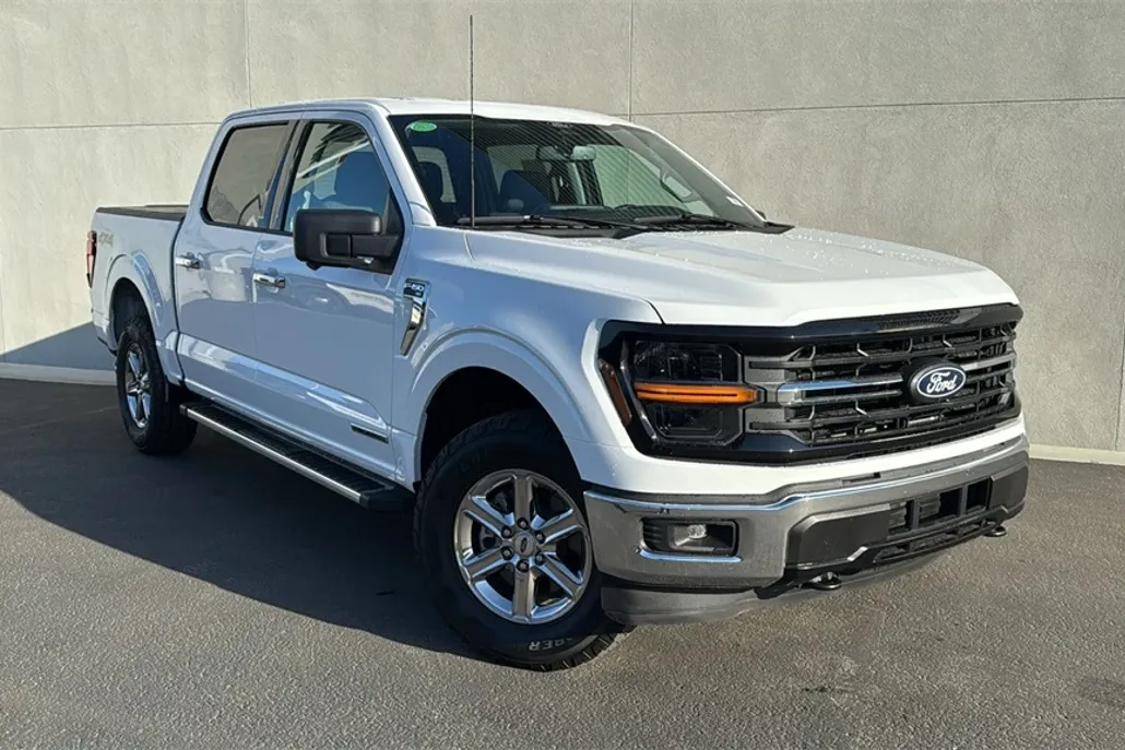 2024 Ford F-150 XLT photo 1