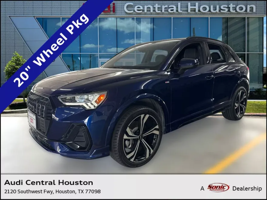 2023 Audi Q3 S line Premium Plus photo 1