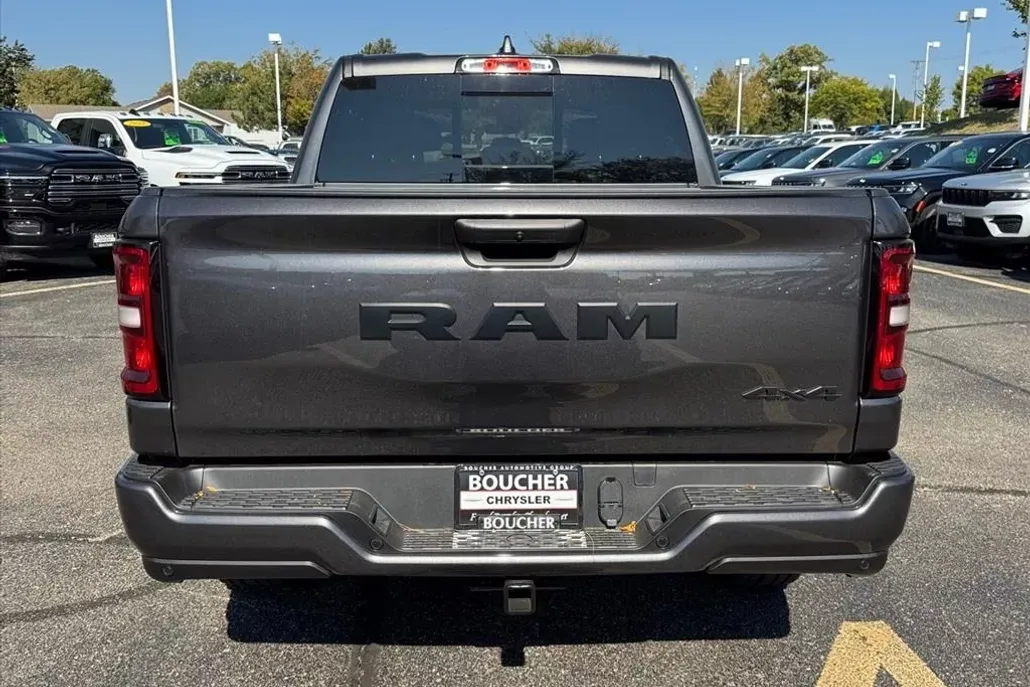 2025 Ram 1500 Tradesman photo 1