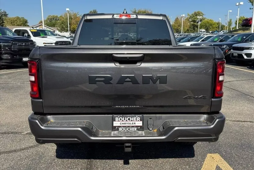 2025 Ram 1500 Tradesman photo 1