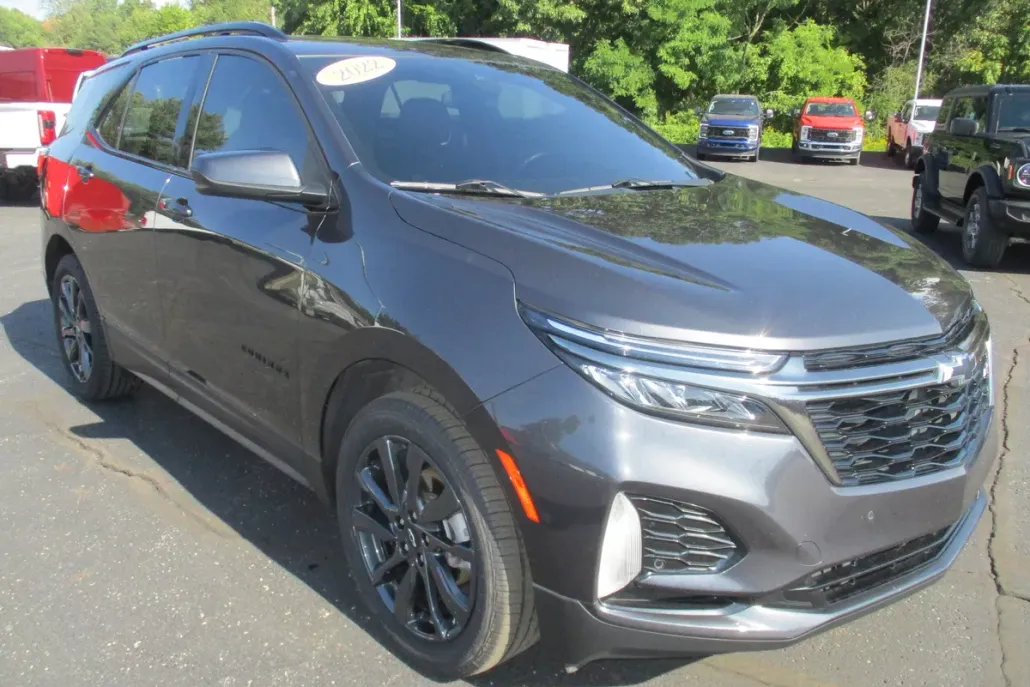 2022 Chevrolet Equinox RS photo 1