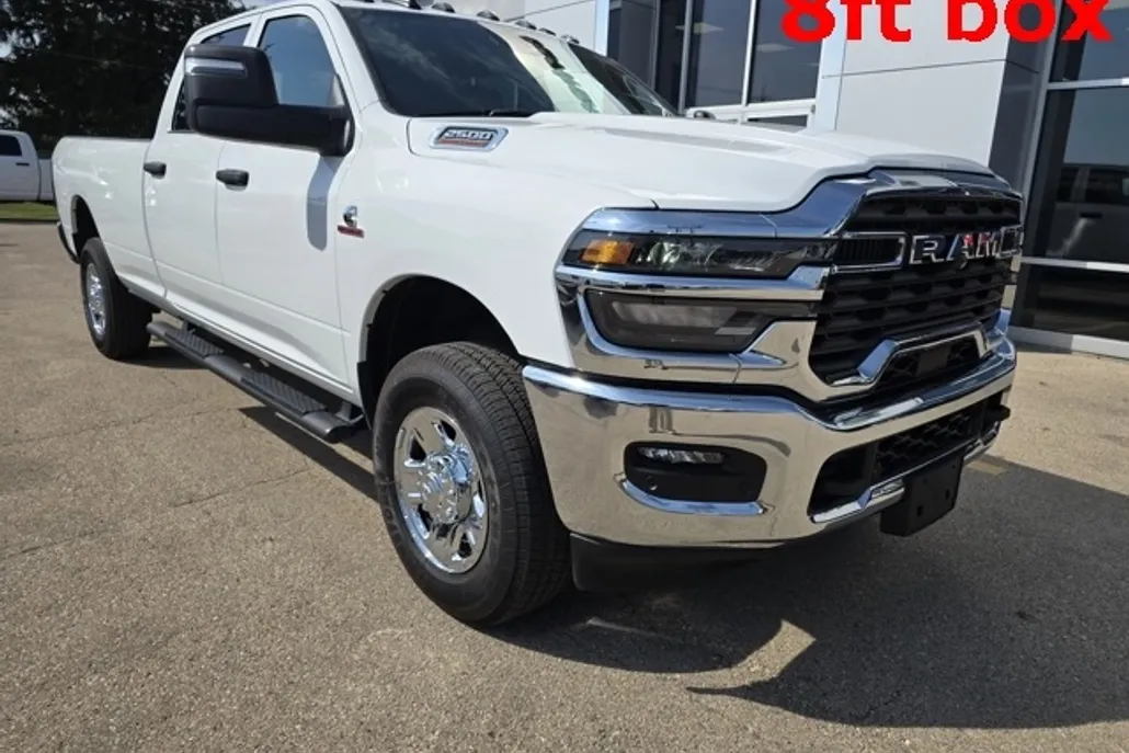 2025 Ram 2500 Tradesman photo 1