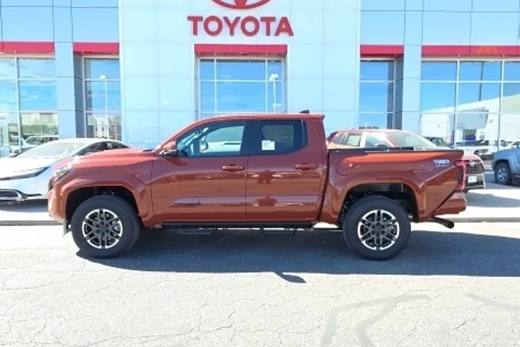 2025 Toyota Tacoma TRD Sport Double Cab photo 1