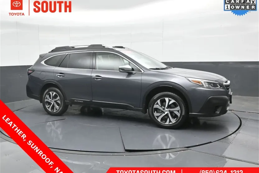 2022 Subaru Outback Touring photo 1