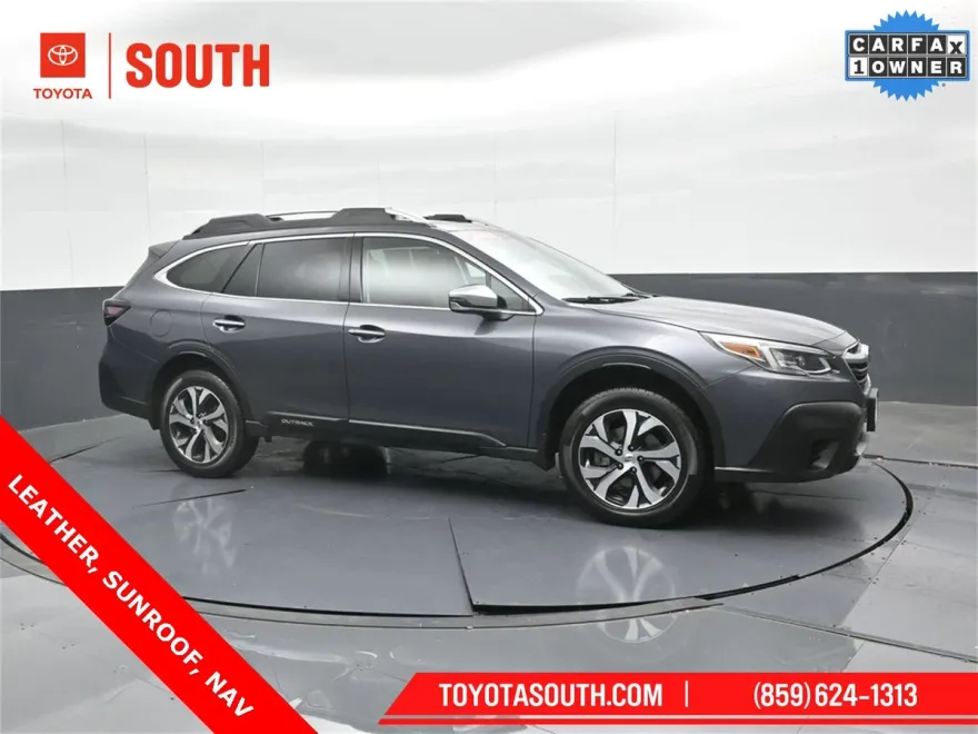 2022 Subaru Outback Touring photo 1