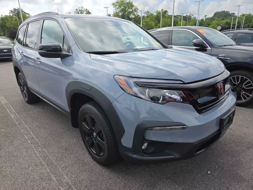 2022 Honda Pilot TrailSport photo 1