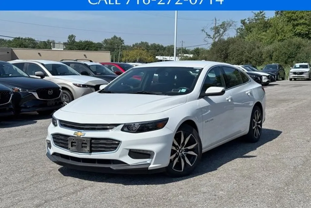2018 Chevrolet Malibu 1LT photo 1