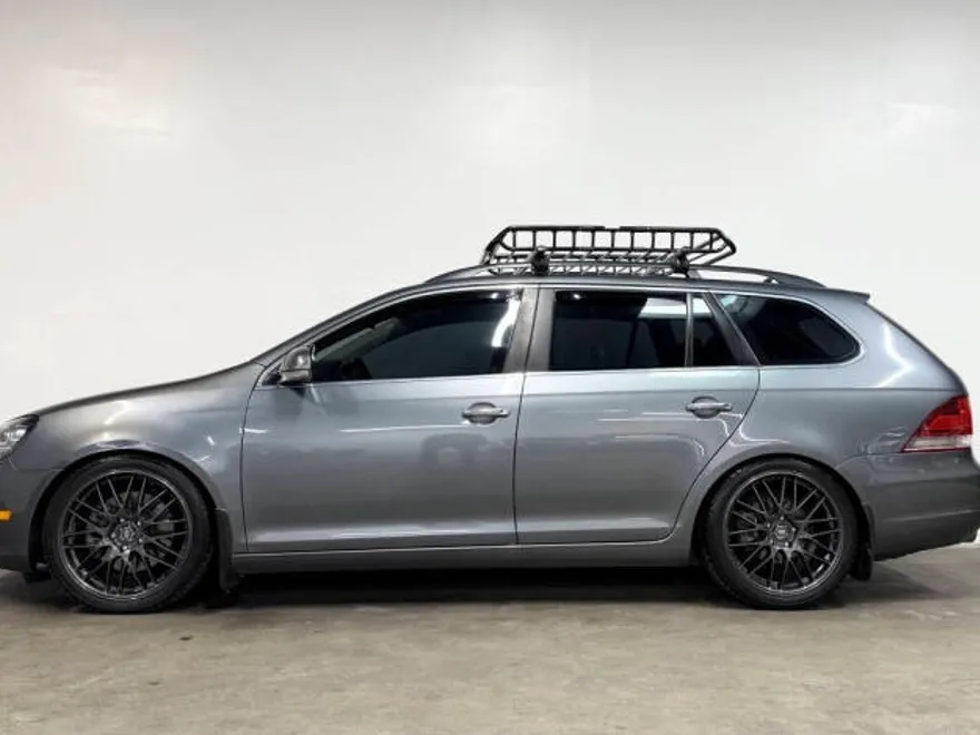 2012 Volkswagen Jetta SportWagen TDI photo 1
