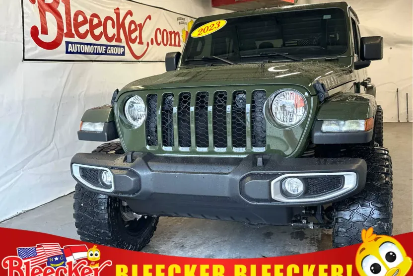 2023 Jeep Gladiator Sport S photo 1