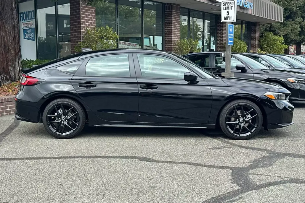 2026 Honda Civic Sport Hatchback photo 1