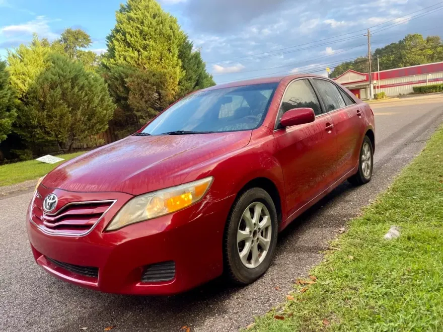 2011 Toyota Camry Base photo 1