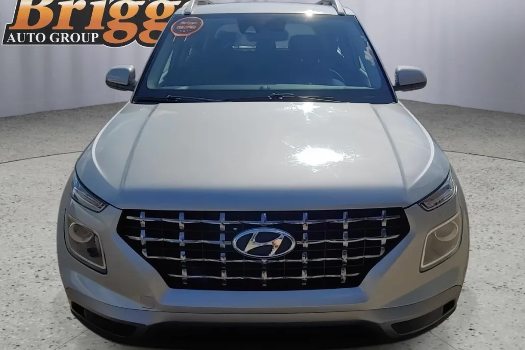 2022 Hyundai Venue SEL Limited photo 1