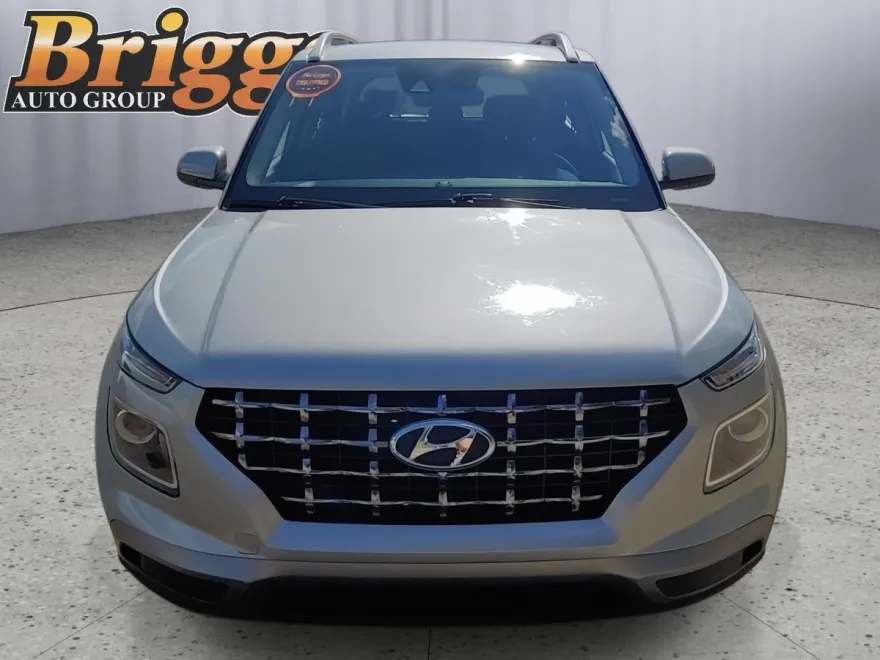 2022 Hyundai Venue SEL Limited photo 1