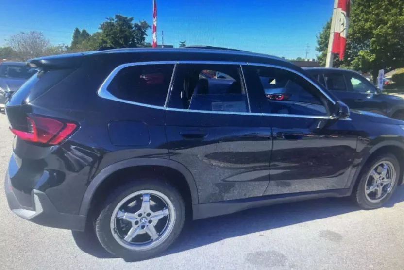 2023 Bmw X1 XDrive28i photo 1