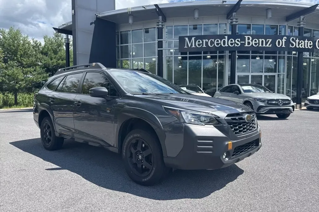 2023 Subaru Outback Wilderness photo 1