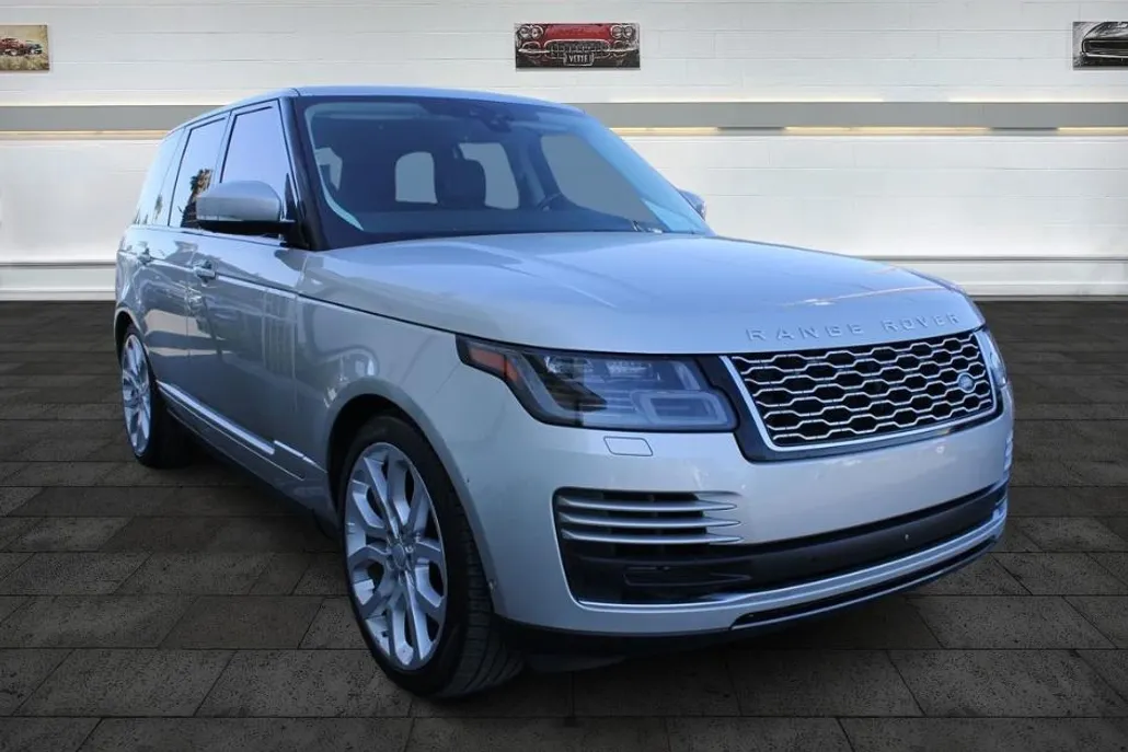 2018 Land Rover Range Rover SuperCharged photo 1