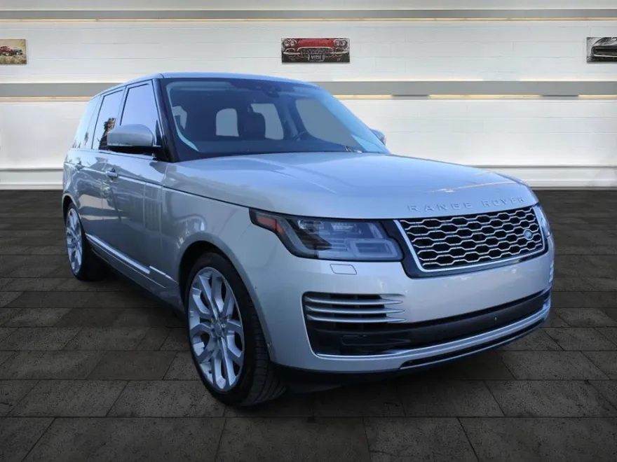 2018 Land Rover Range Rover SuperCharged photo 1