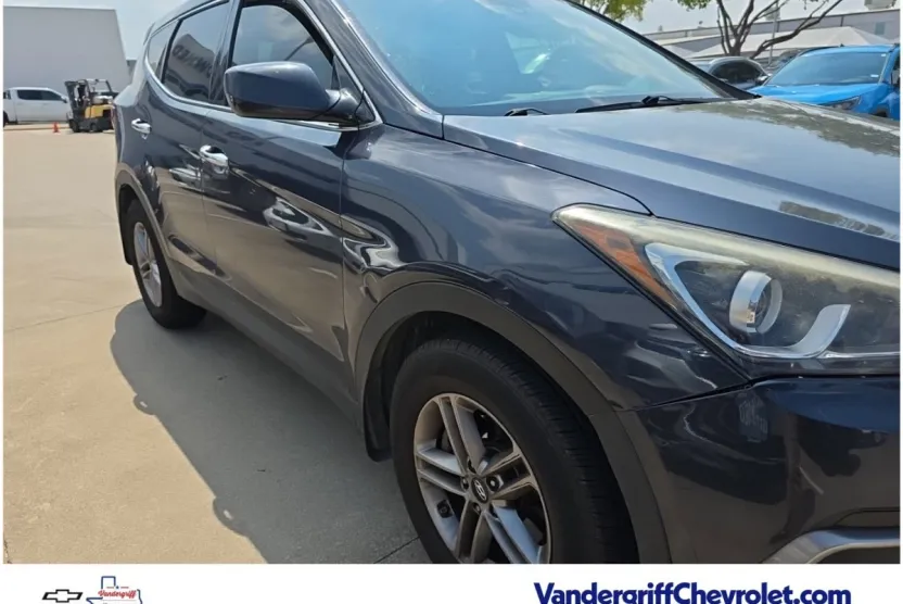 2017 Hyundai Santa Fe Sport Base photo 1