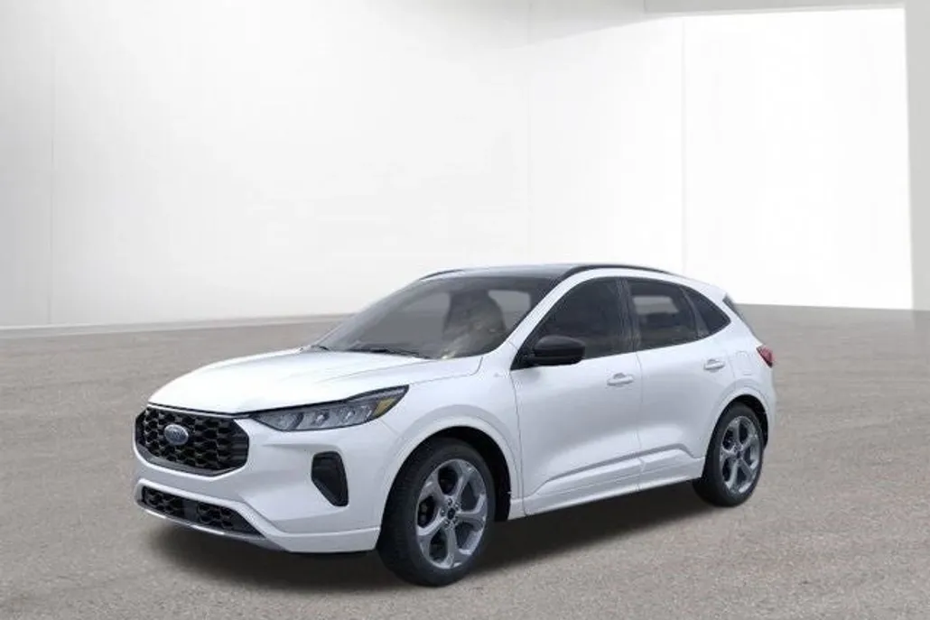 2024 Ford Escape ST-Line photo 1