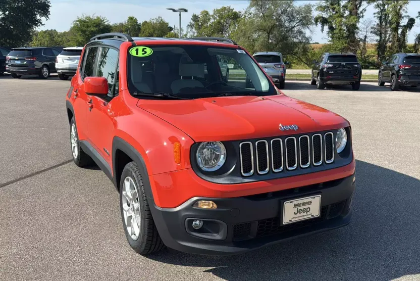 2015 Jeep Renegade Latitude photo 1