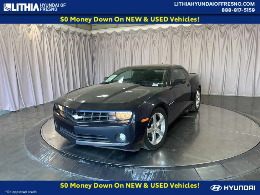2013 Chevrolet Camaro 1LT photo 1