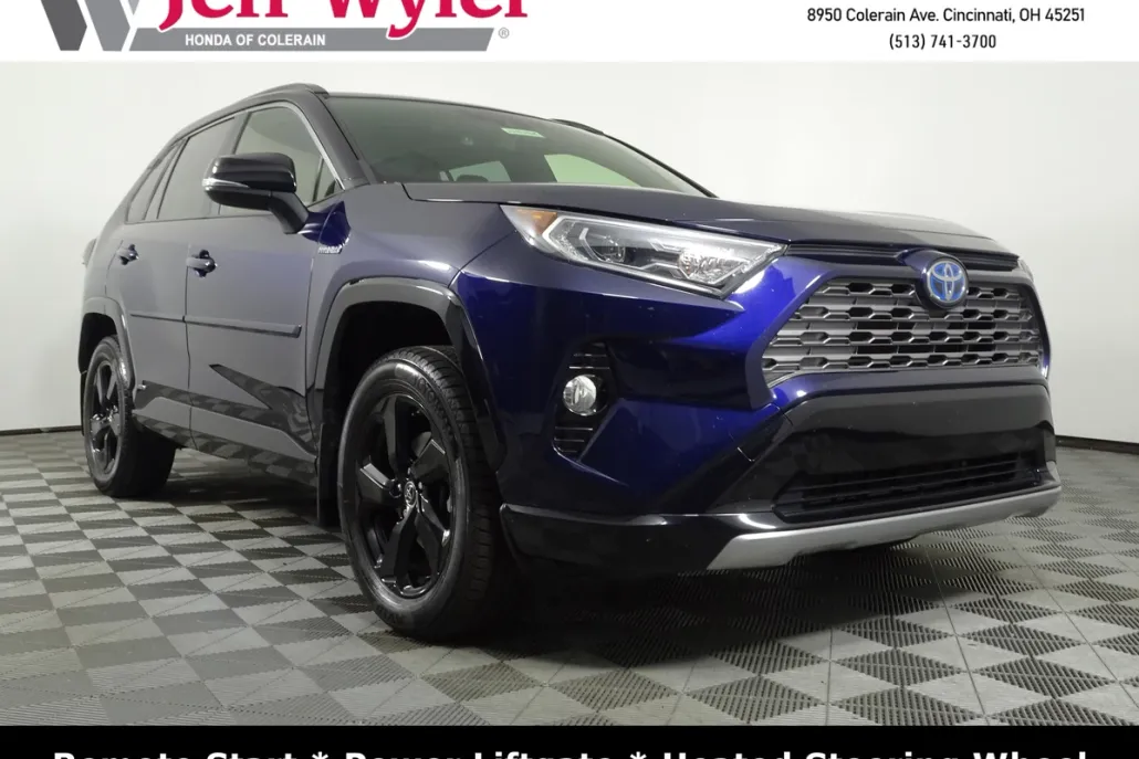 2019 Toyota RAV4 Hybrid XSE photo 1