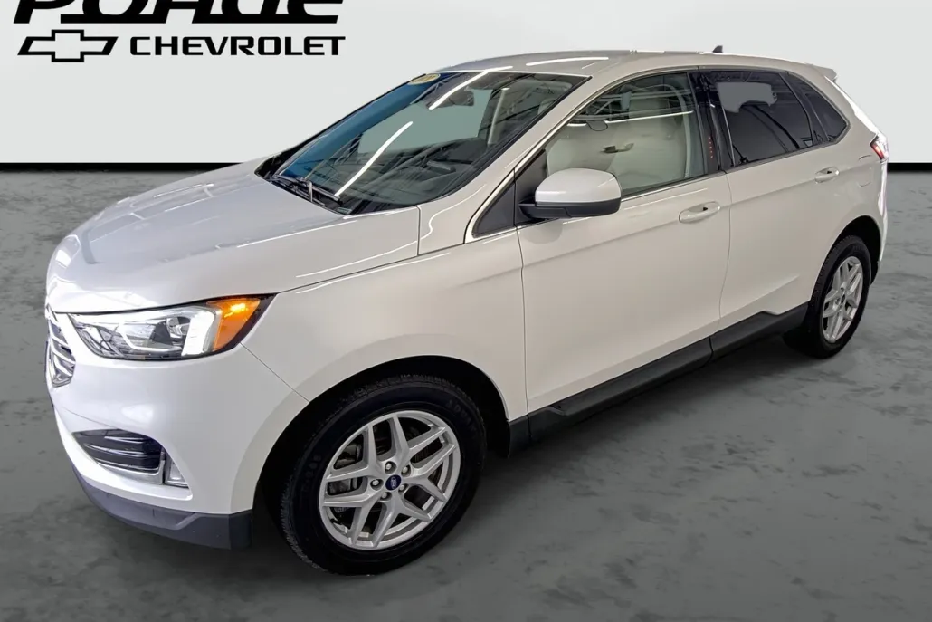 2021 Ford Edge SEL photo 1