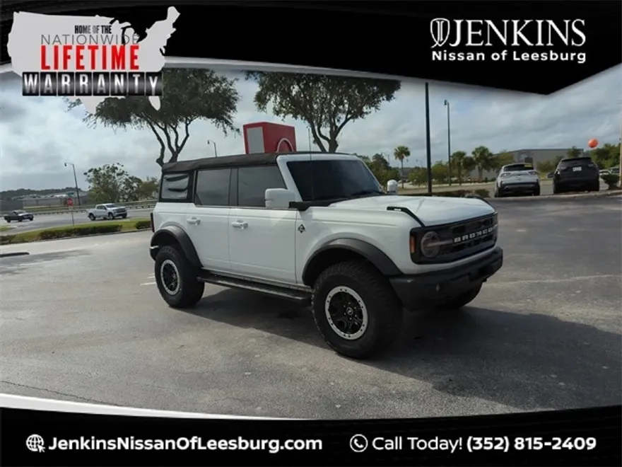 2023 Ford Bronco Outer Banks photo 1