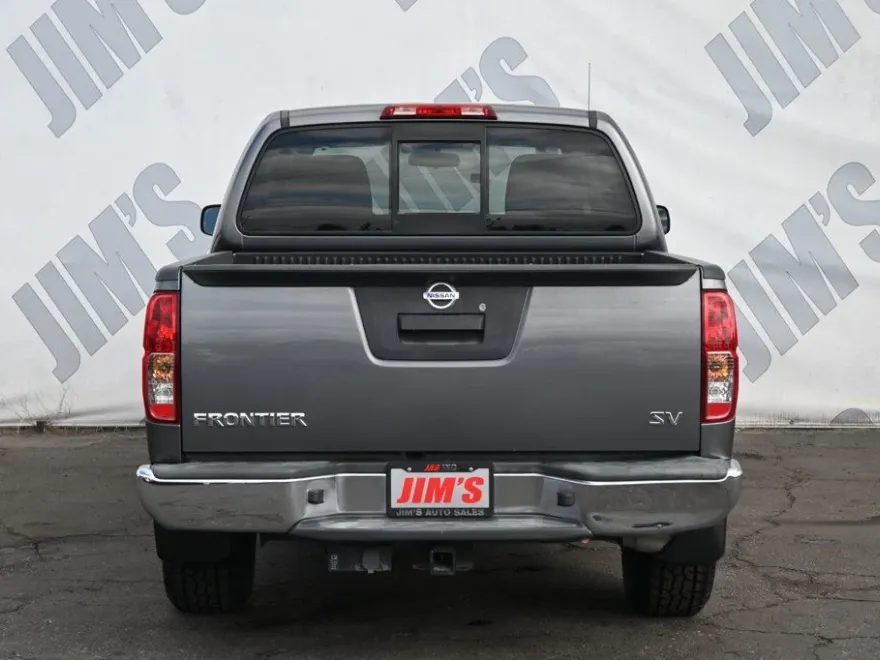 2019 Nissan Frontier Crew Cab SV photo 1