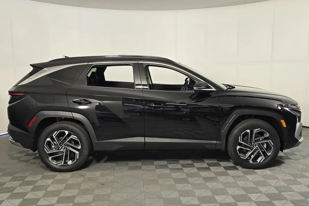 2025 Hyundai Tucson Plug-in Hybrid Limited photo 1
