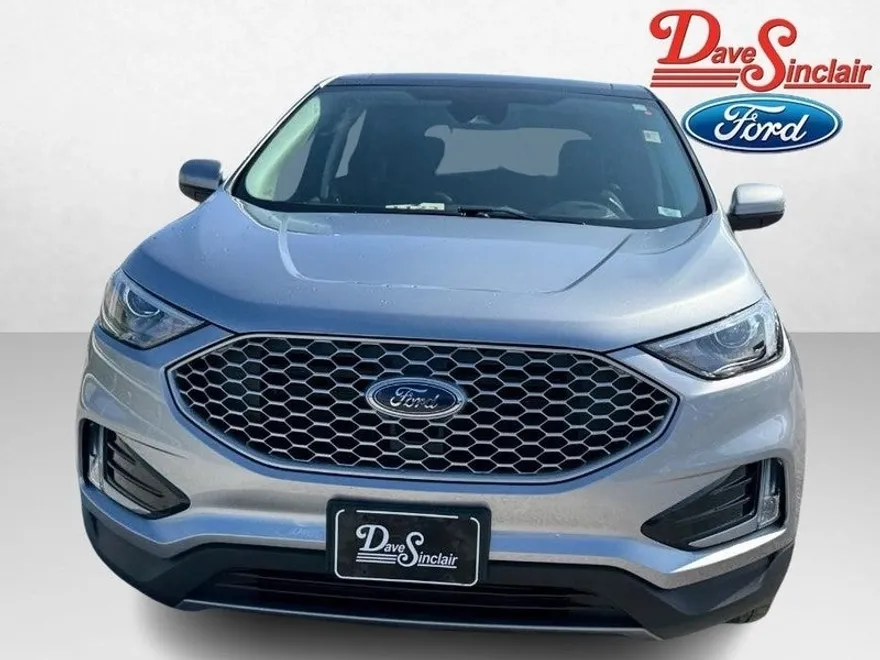 2024 Ford Edge SEL photo 1