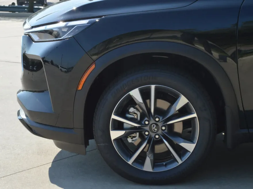 2025 Infiniti QX60 Luxe photo 1