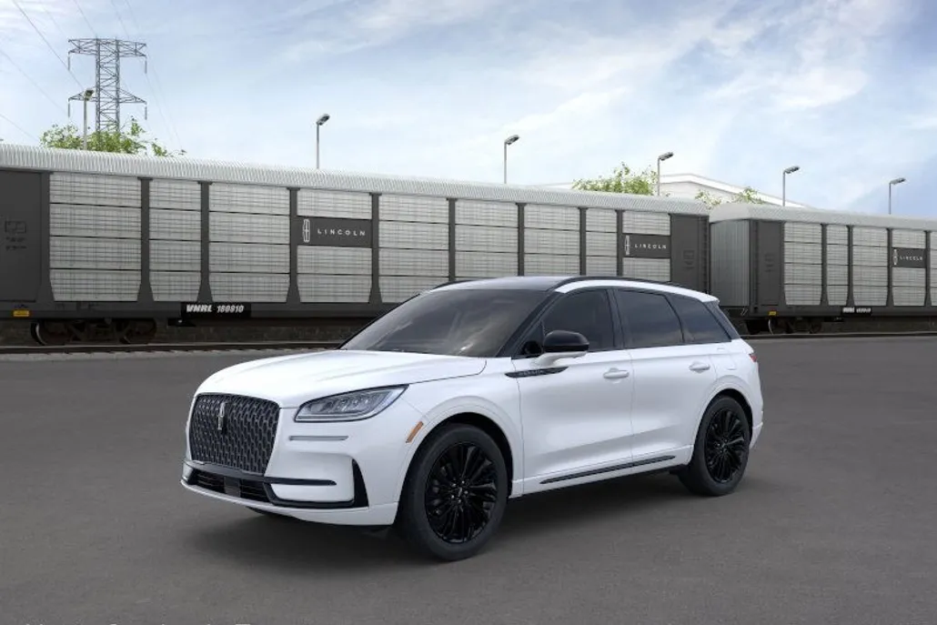 2025 Lincoln Corsair Premiere photo 1