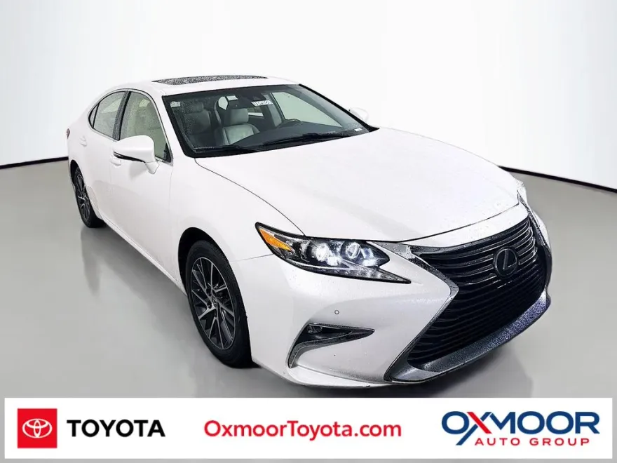 2016 Lexus ES 350 Base photo 1