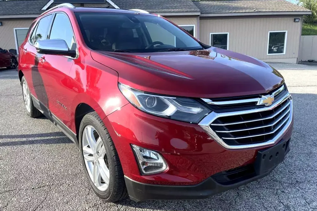 2019 Chevrolet Equinox Premier photo 1