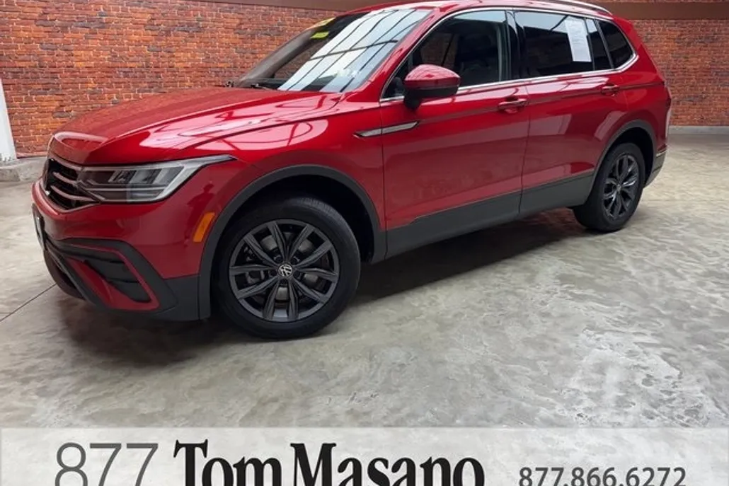 2022 Volkswagen Tiguan SE photo 1