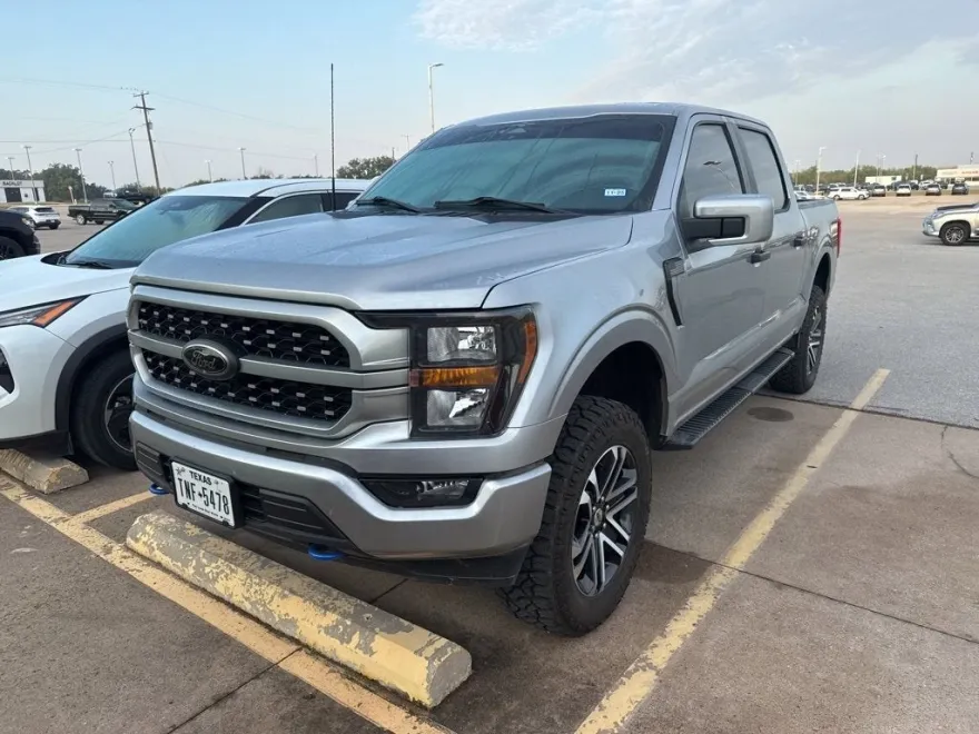 2023 Ford F-150 XL photo 1