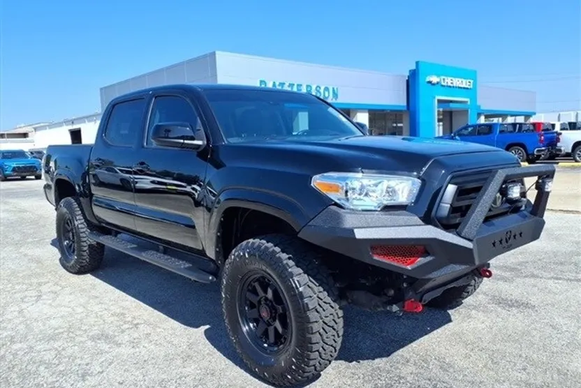 2023 Toyota Tacoma SR 4x4 photo 1