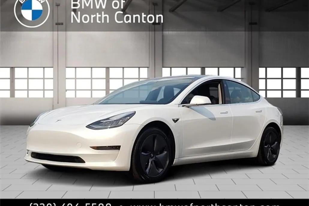 2019 Tesla Model 3 photo 1