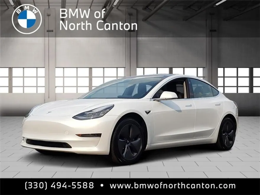 2019 Tesla Model 3 photo 1