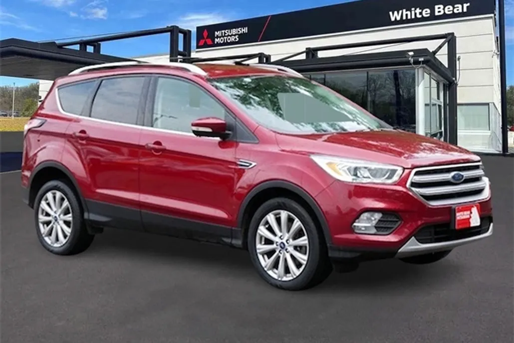 2017 Ford Escape Titanium photo 1