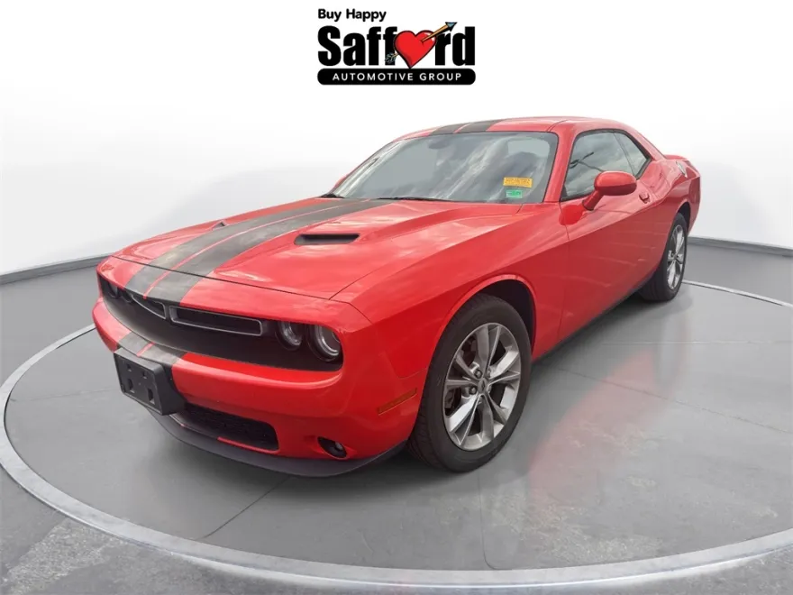 2020 Dodge Challenger SXT AWD photo 1