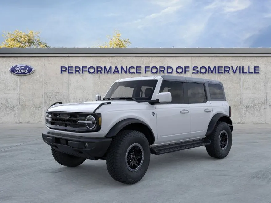 2025 Ford Bronco Outer Banks photo 1